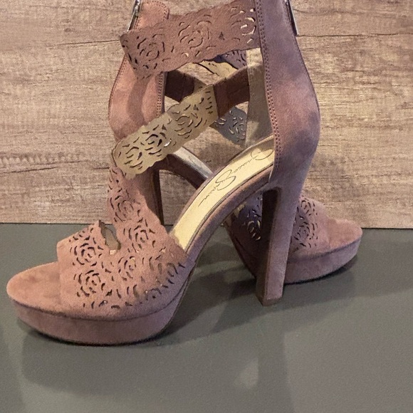 Jessica Simpson Shoes - Jessica Simpson Mauve Cutout Heels